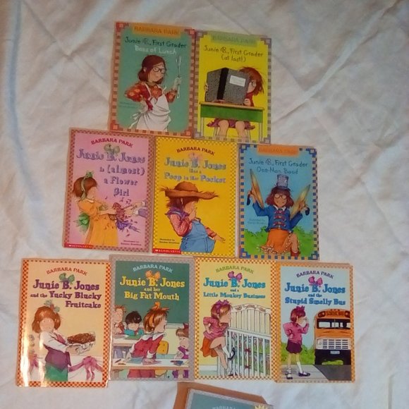 Junie B Jones books box set - Picture 1 of 4